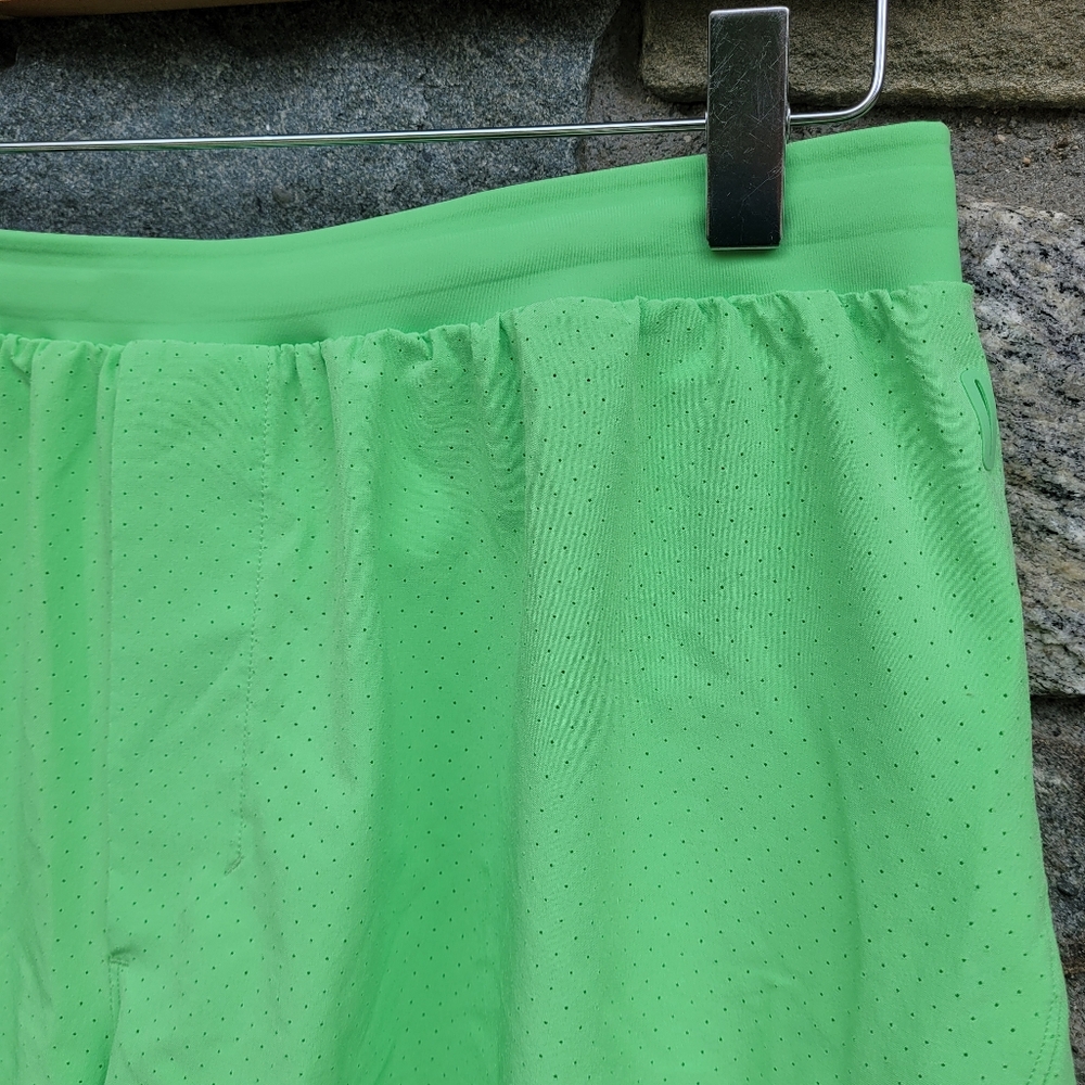 Lululemon Fast And Free Shorts - Picture 3 of 15